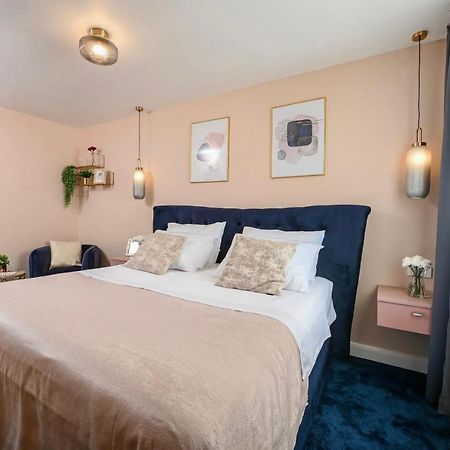 S Design Apartment Zara Esterno foto