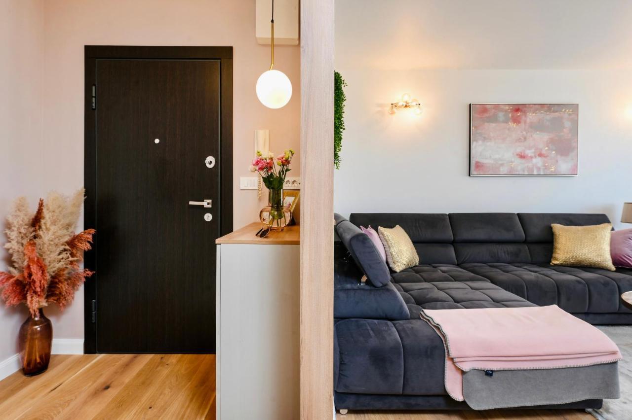 S Design Apartment Zara Esterno foto