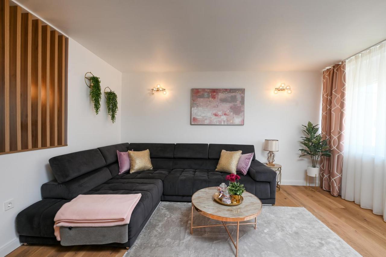 S Design Apartment Zara Esterno foto