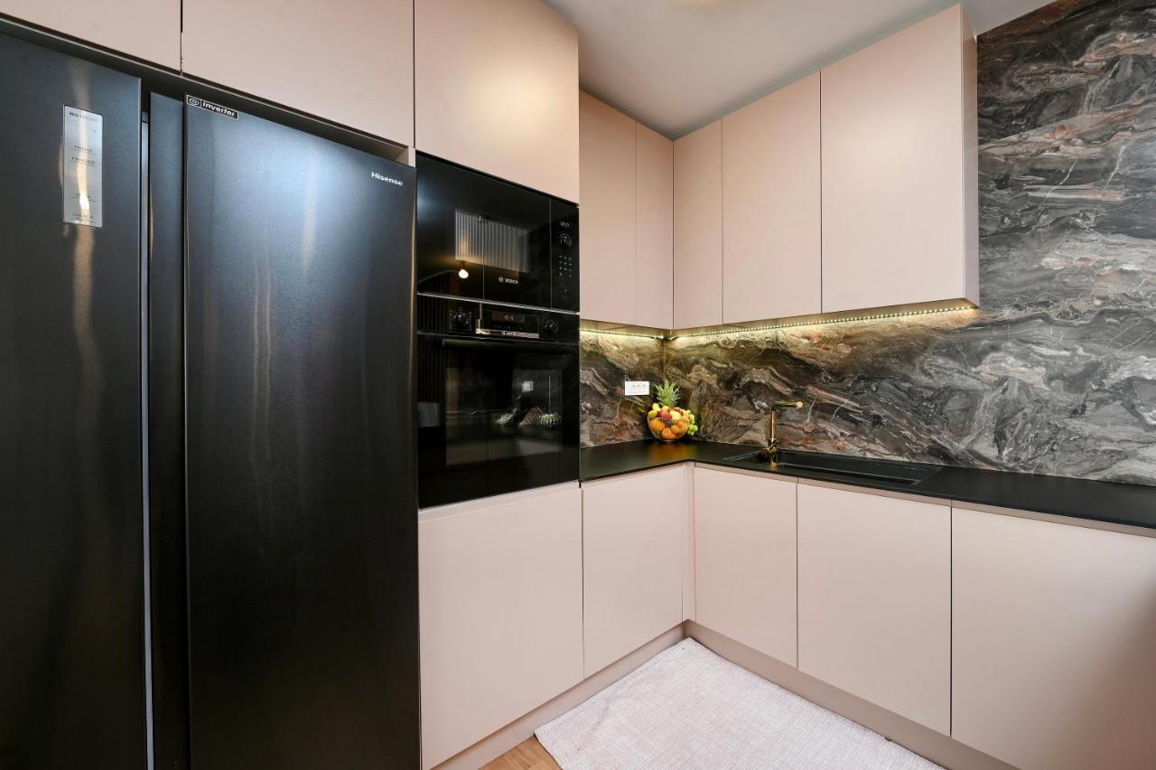 S Design Apartment Zara Esterno foto
