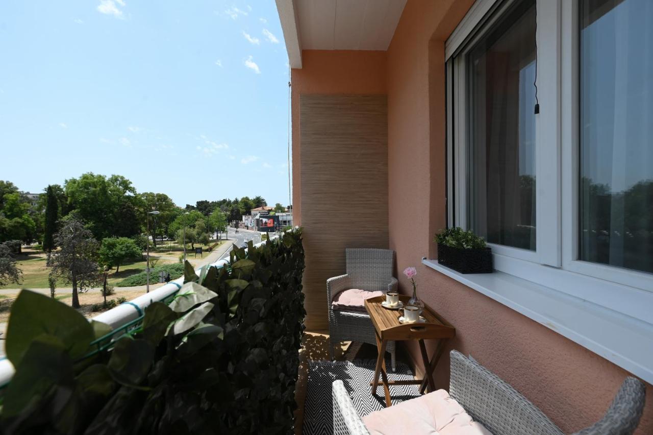 S Design Apartment Zara Esterno foto